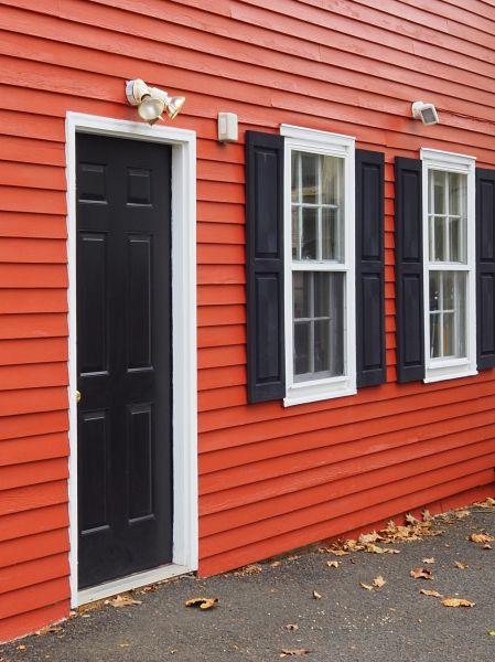 Cost of Red Vinyl Siding Installation in Boulder