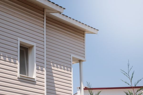 Cost of Vinyl Siding Hole Repair in Boulder